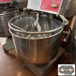 Mélangeur à viande inox 100 L avec cuve basculante PSV Villa M100