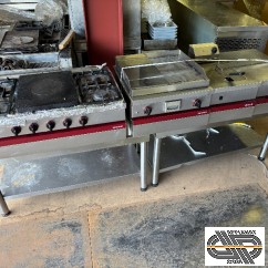 Ligne de cuisson 4 modules gaz et électrique 2m40 Ambassade de Bourgogne