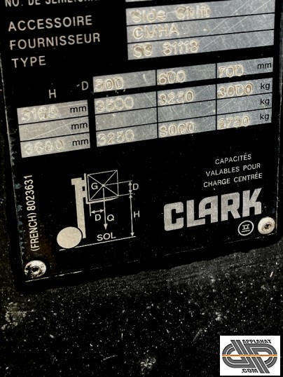 Plaque des charges d'un chariot élévateur Clark capacité nominale 3500 Kg