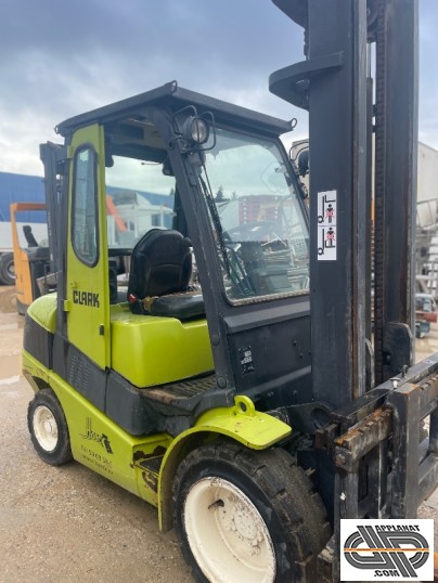 Chariot elevateur Clark 3,5T occasion